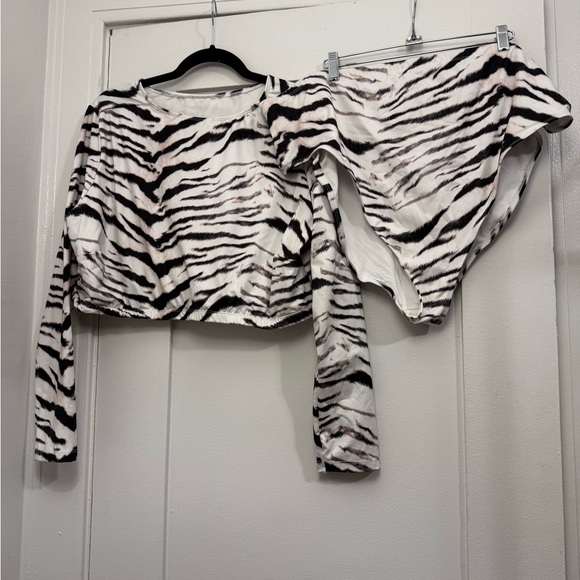 ASOS Curve Other - Tiger Stripe Long Sleeve Bikini by ASOS Curve